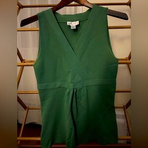 Green loft shell.  V neck.  Very flattering.